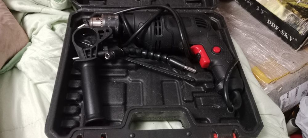 Дрель шуруповерт 9000