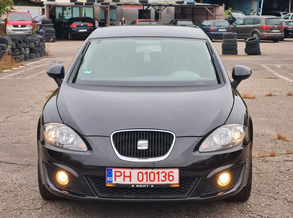 SEAT Leon 2011 — imagine 3