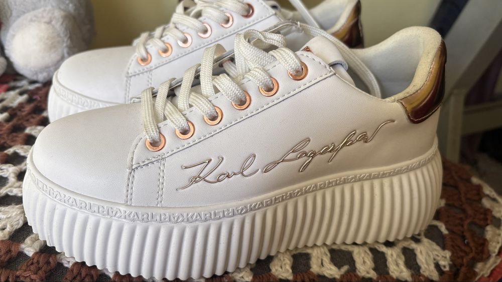 Adidasi firma karl lagerfeld