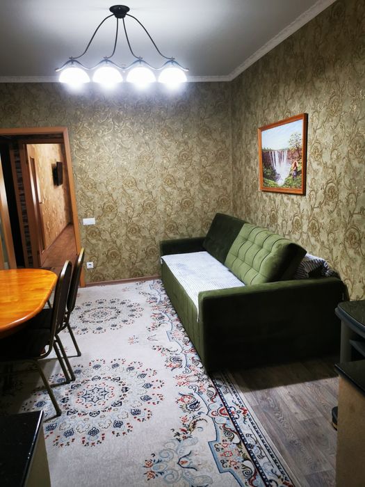 Посуточно 2х комн. 12 мкр. 2 эт