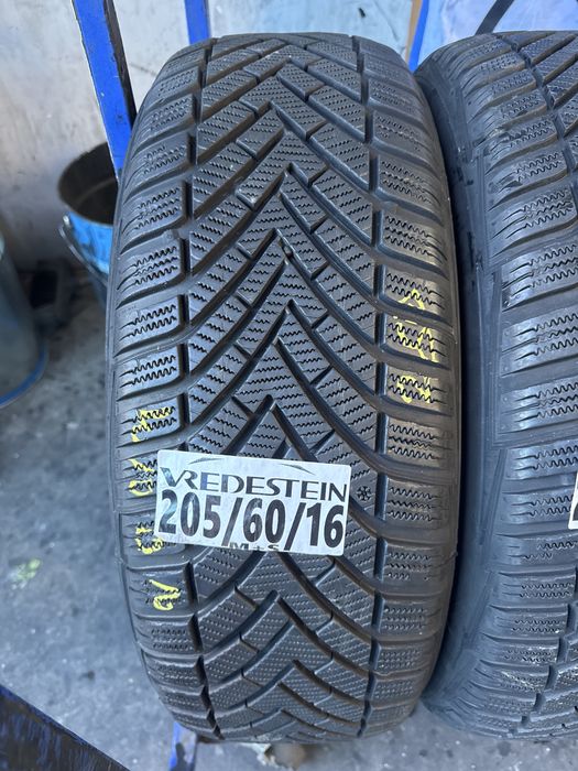 205/60/16 Vredestein M+S