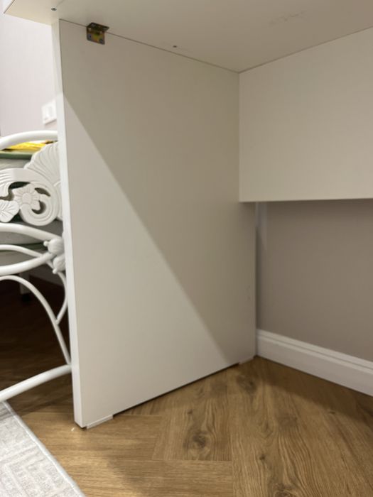 Продам качественный стол