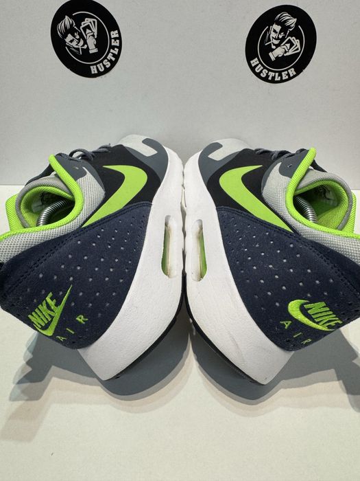 Маратонки NIKE AIR MAX TAVAS.Номер 44.5