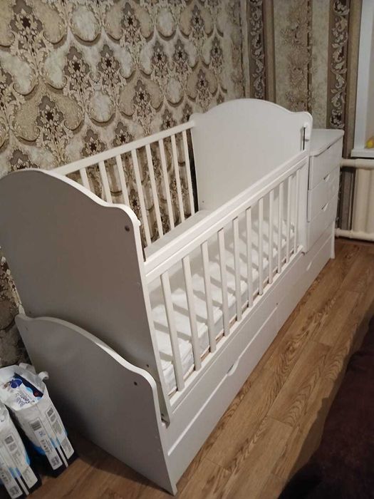 Продам детскую кровать