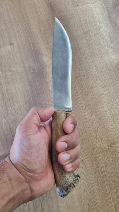 Нож ловен, дръжка от рог