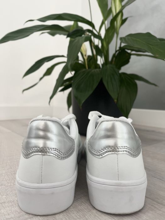 Adidași/Tenişi casual albi damă Vty mărimea 37