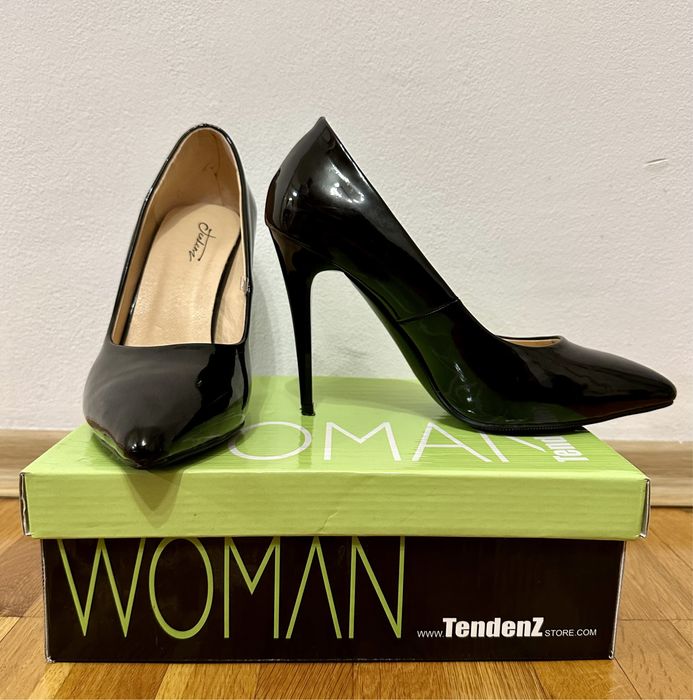 Елегантни лачени обувки TendenZ с тънък ток