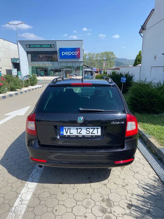 Skoda Octavia.