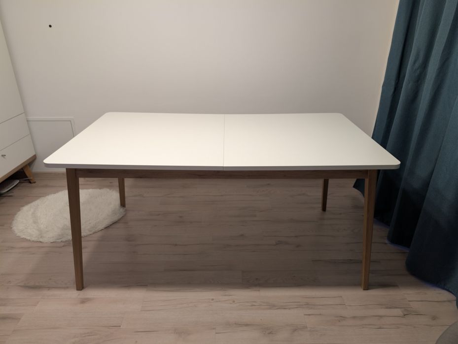 Masa dining extensibila