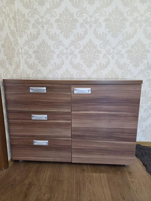 Продаётся комод.