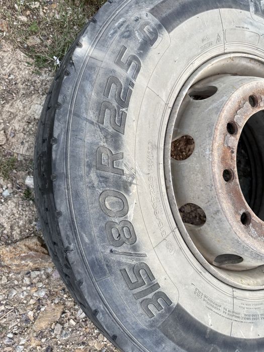 Шина 315/80R22.5