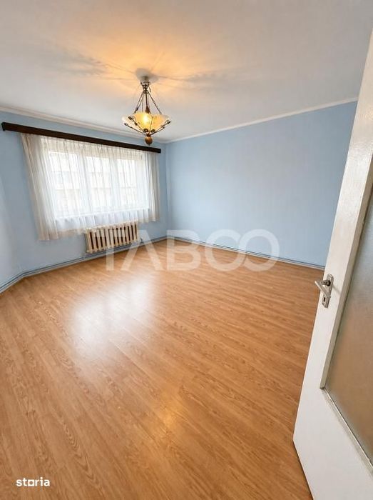 Apartament cu 2 camere la etaj intermediar cartier Manastur Izlazului