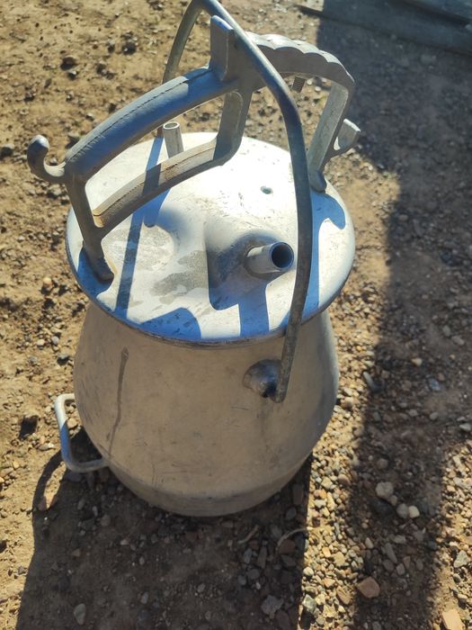 Продам алюминиевый бочку