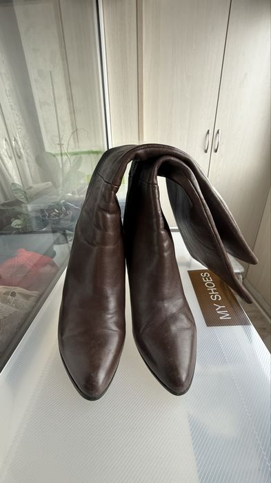 Обувь почти новая, кожа.