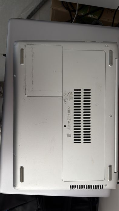 Продам ноутбук HP на запчасти