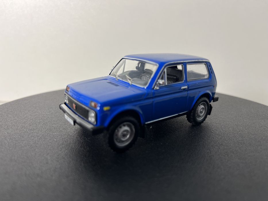 Продам модел УАЗ, Нива 1:43