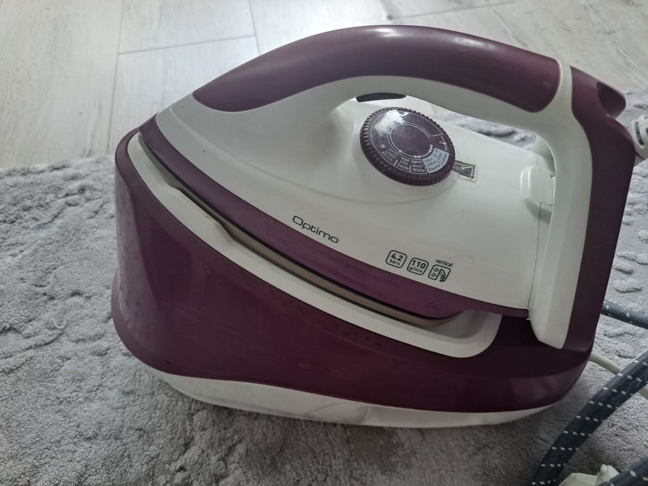 Statie de calcat Tefal