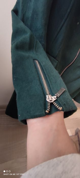 Palton verde inchis