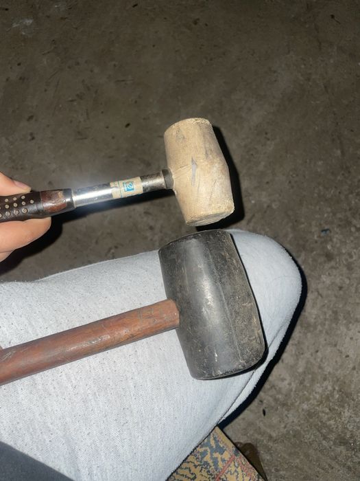 Ciocane de vanzare