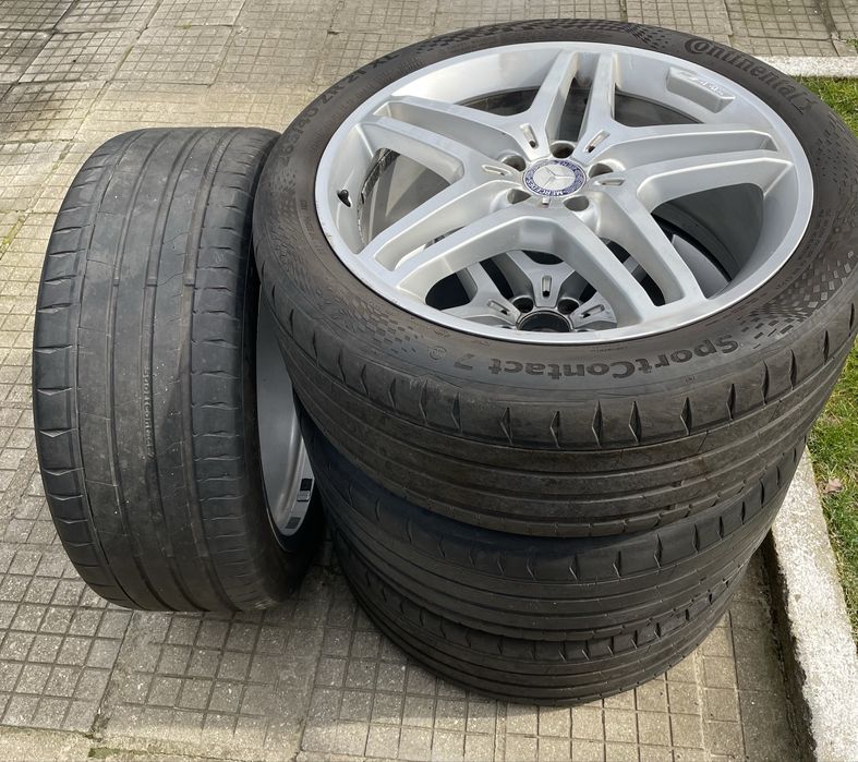 Оригинални 21’ AMG джанти комплект за Мерцедес с гуми Континенал