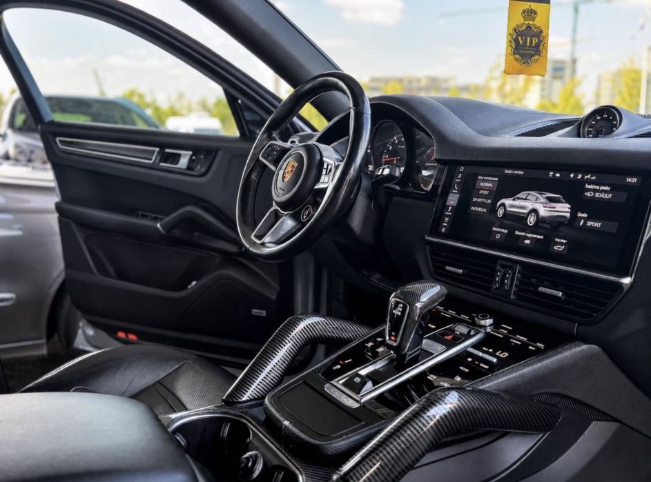 PORSCHE Cayenne Coupe 2021 — imagine 2