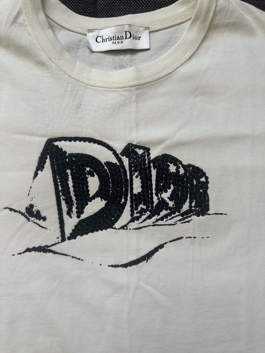 Tricou Dior nou fara eticheta