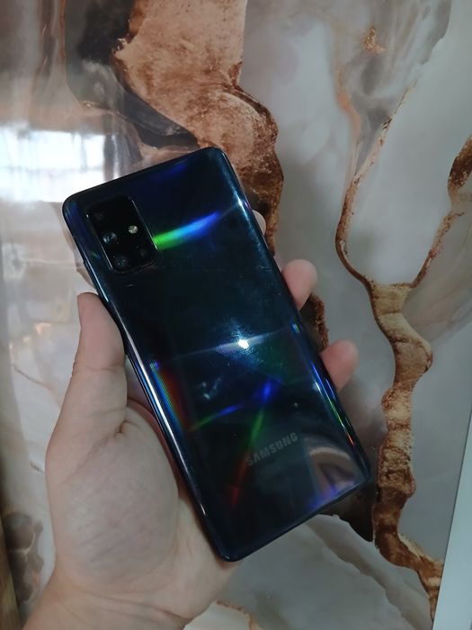 В продаже Самсунг А71.