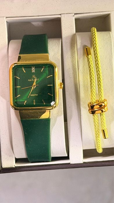 женский браслет и часы