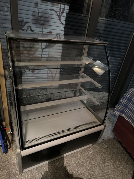 Холодильник ветринный