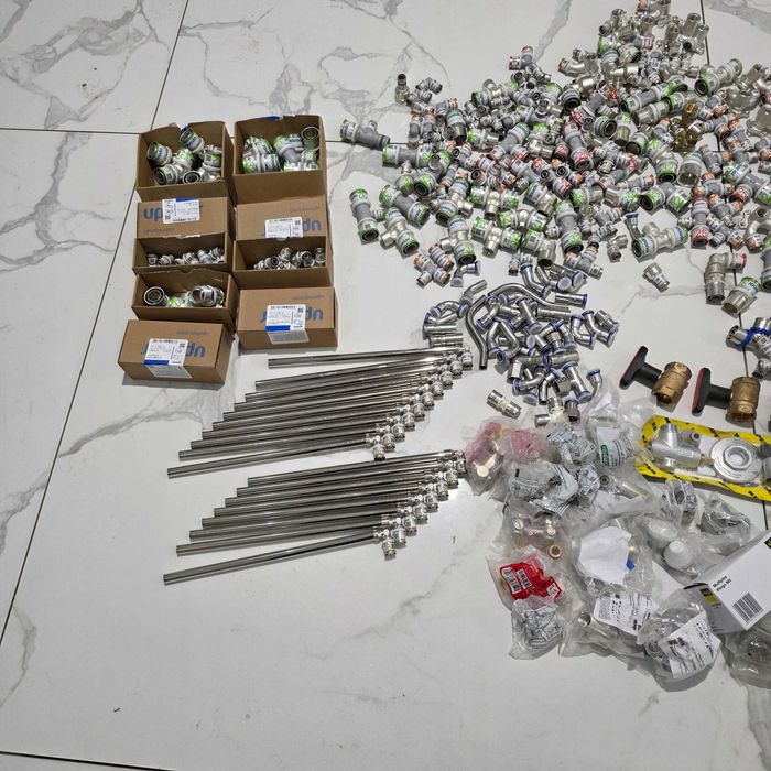 Fitinguri UPONOR VIEGA  vand tot ce se vede ieftin