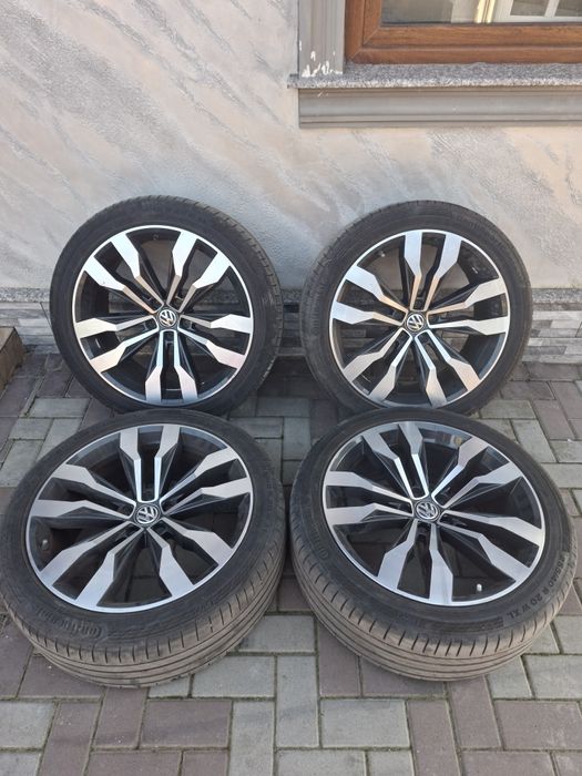 Rotii pentru masina -255/40 R20