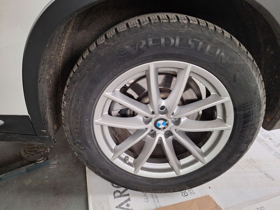 Jante bmw X3-X4-X5 R 18 cu cauciucur iarnai