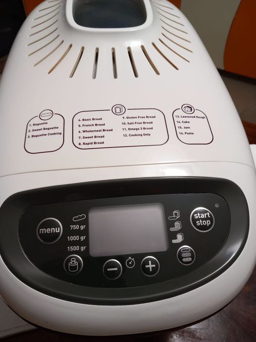 Masina de copt paine