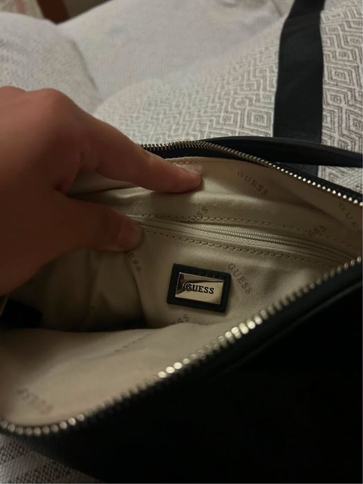 Дамски несисер/чанта guess