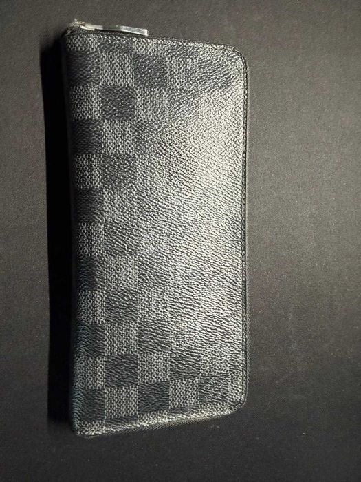 Продам оригинальный Louis Vuitton Zippy Wallet Damier Graphite
