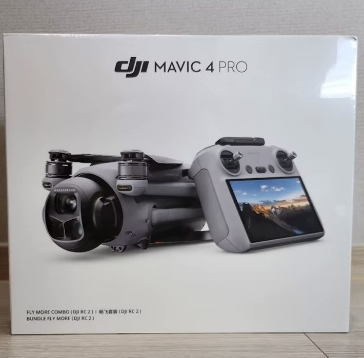 Controller RC 2 și drona MAVIC 4 PRO DJI este ca și nouă.Baterii 0 cicluri și două baterii 5 cicluri încărcare.