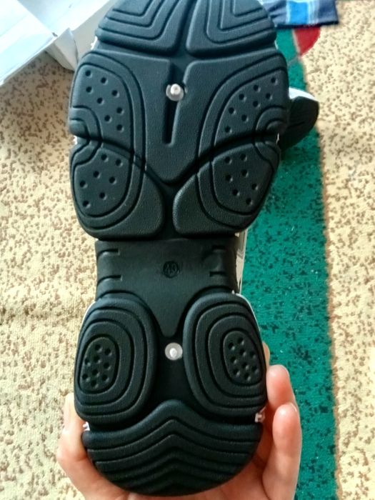 Крассовки  новые