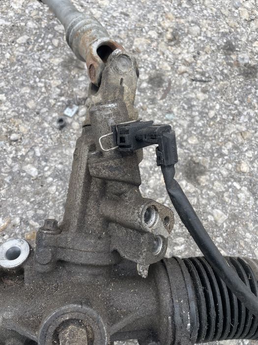 Мерцедес ц w204 Хидравлична рейка ел,клапан/ Хидравлична помпа