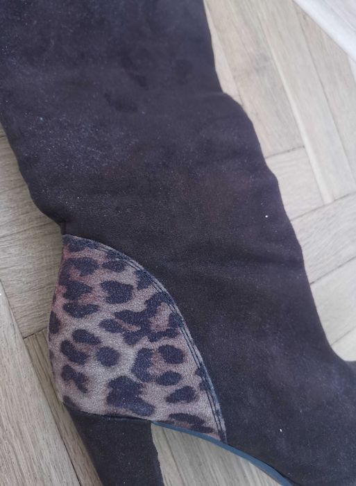 Дамски велурени, ботуши