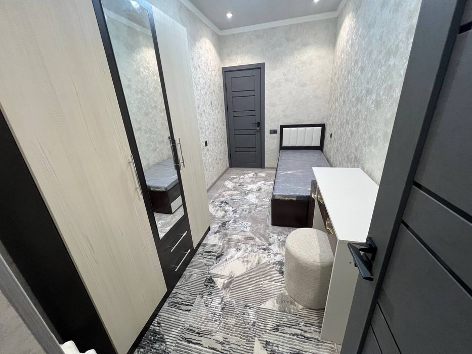 Продажа квартиры массив Лабзак Ц-13 кирпич 3в4/3/4