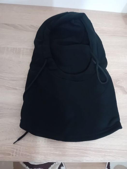 Cagulă termică,   material calitativ plușat. Nouă