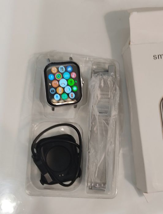 Коледна  ПРОМОЦИЯ Смарт часовник Y13 чисто нов Smart Watch