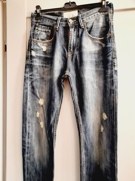 Blugi Pull&Bear bărbătești