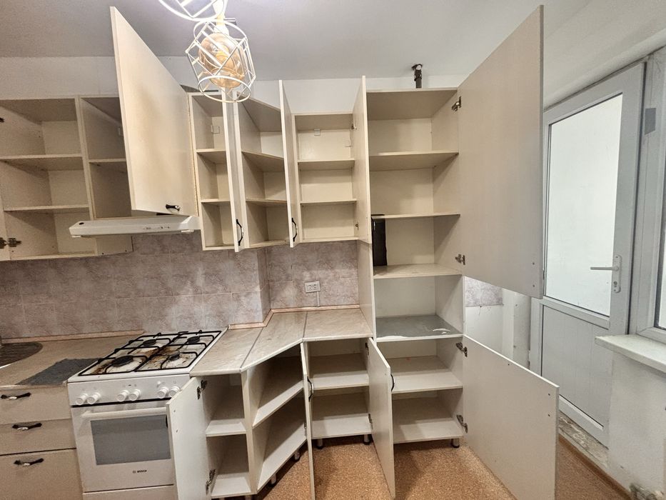 Срочная продажа Кухонный