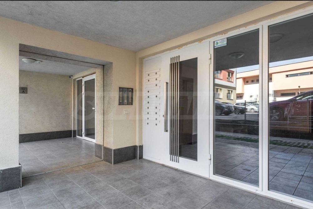 Дава се под наем Тристаен апартамент в Варна, ХЕИ - 80 кв.м за 490 € - Снимка #15