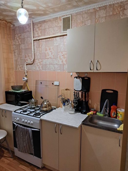 Продам 1-ком.кв. 11-25, 1 эт.