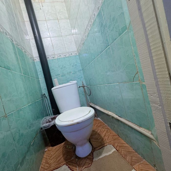 Продаётся 2х комнатная  квартира