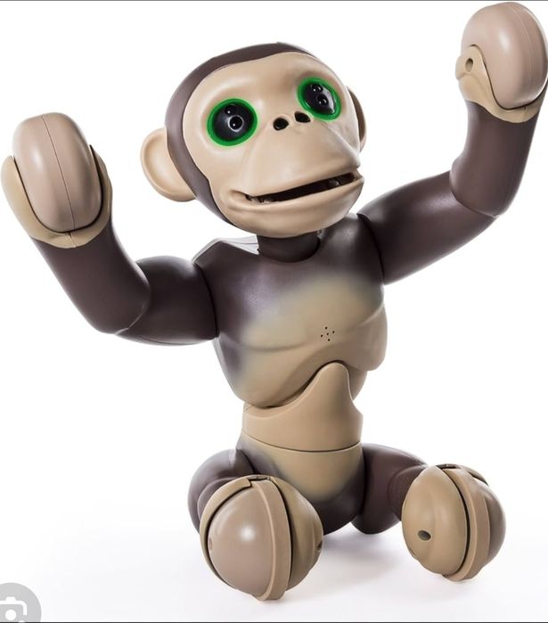 Zoomer Chimp, robot interactiv pentru copii