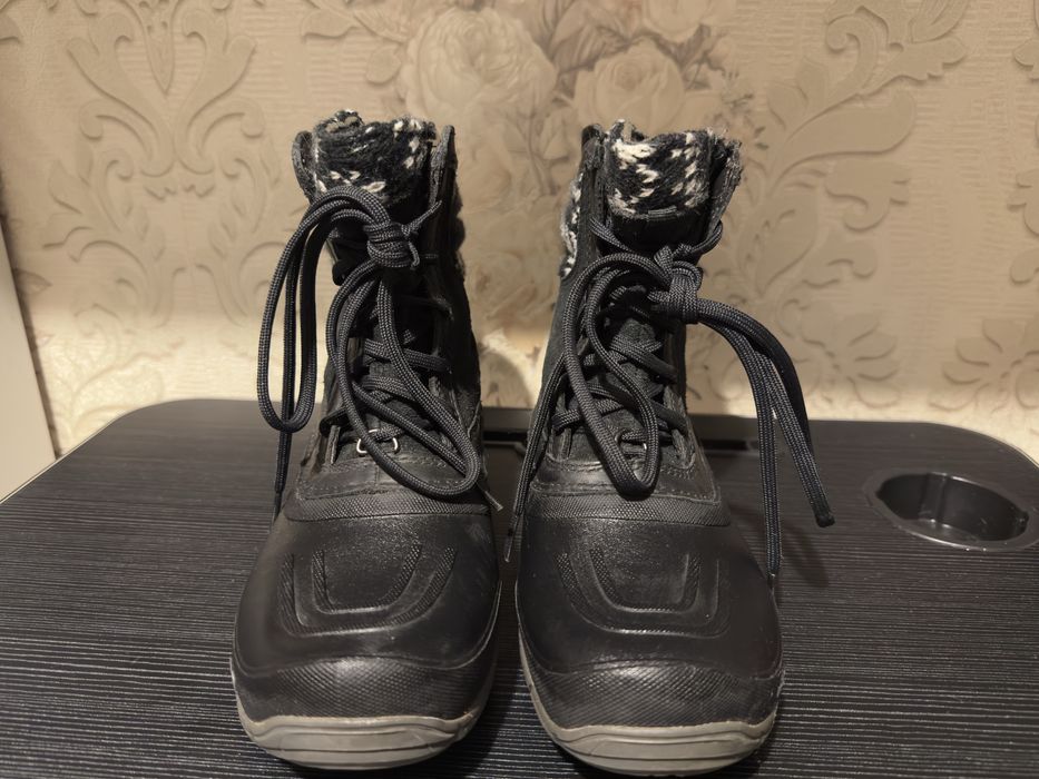 Продам ботинки Th North Face Shellista