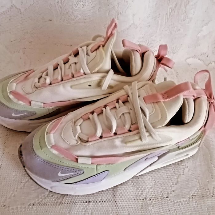 Дамски маратонки